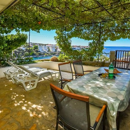 Holiday Home Marija - Beautiful Location Close To The Sea Севид Экстерьер фото