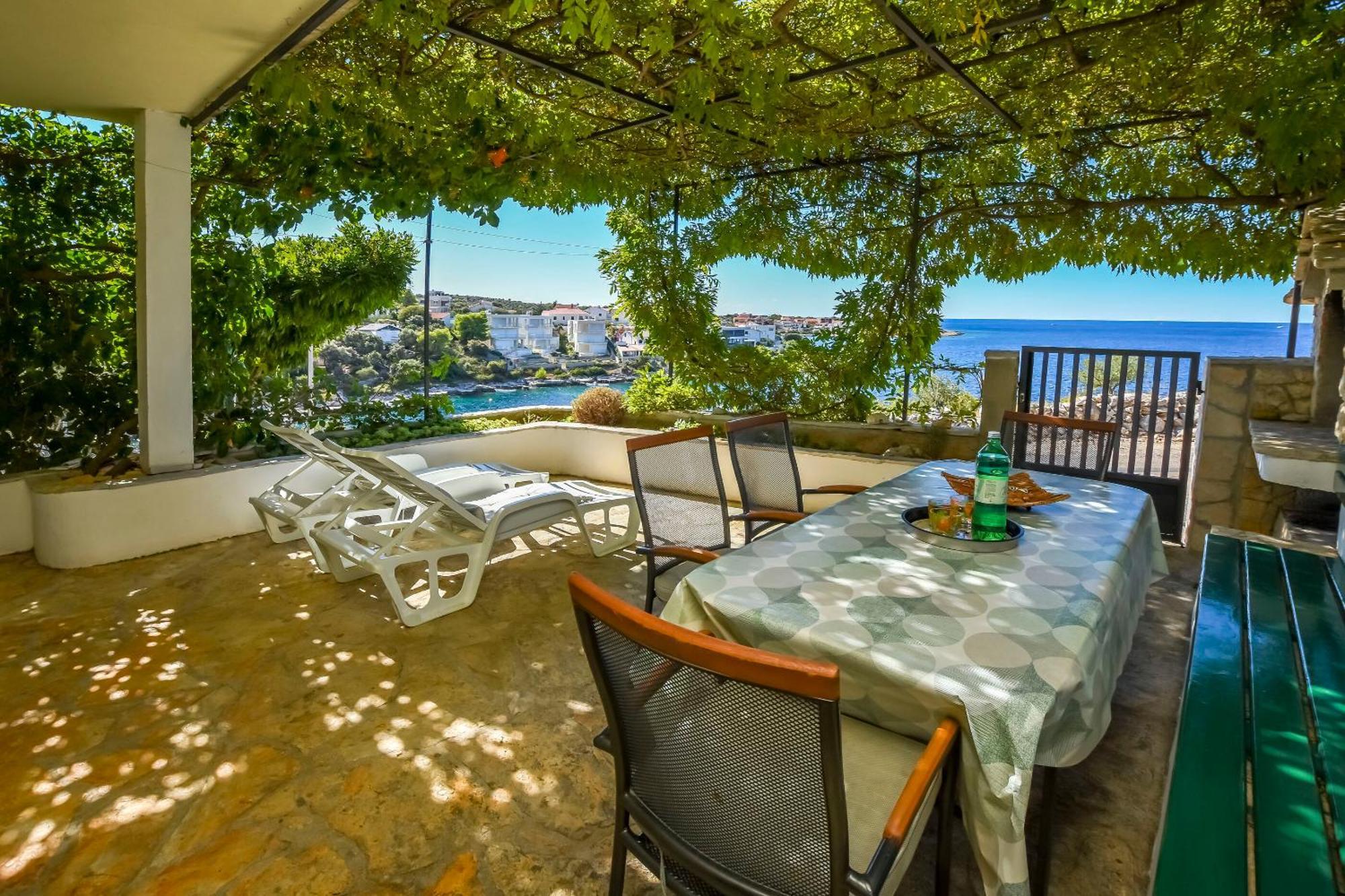 Holiday Home Marija - Beautiful Location Close To The Sea Севид Экстерьер фото