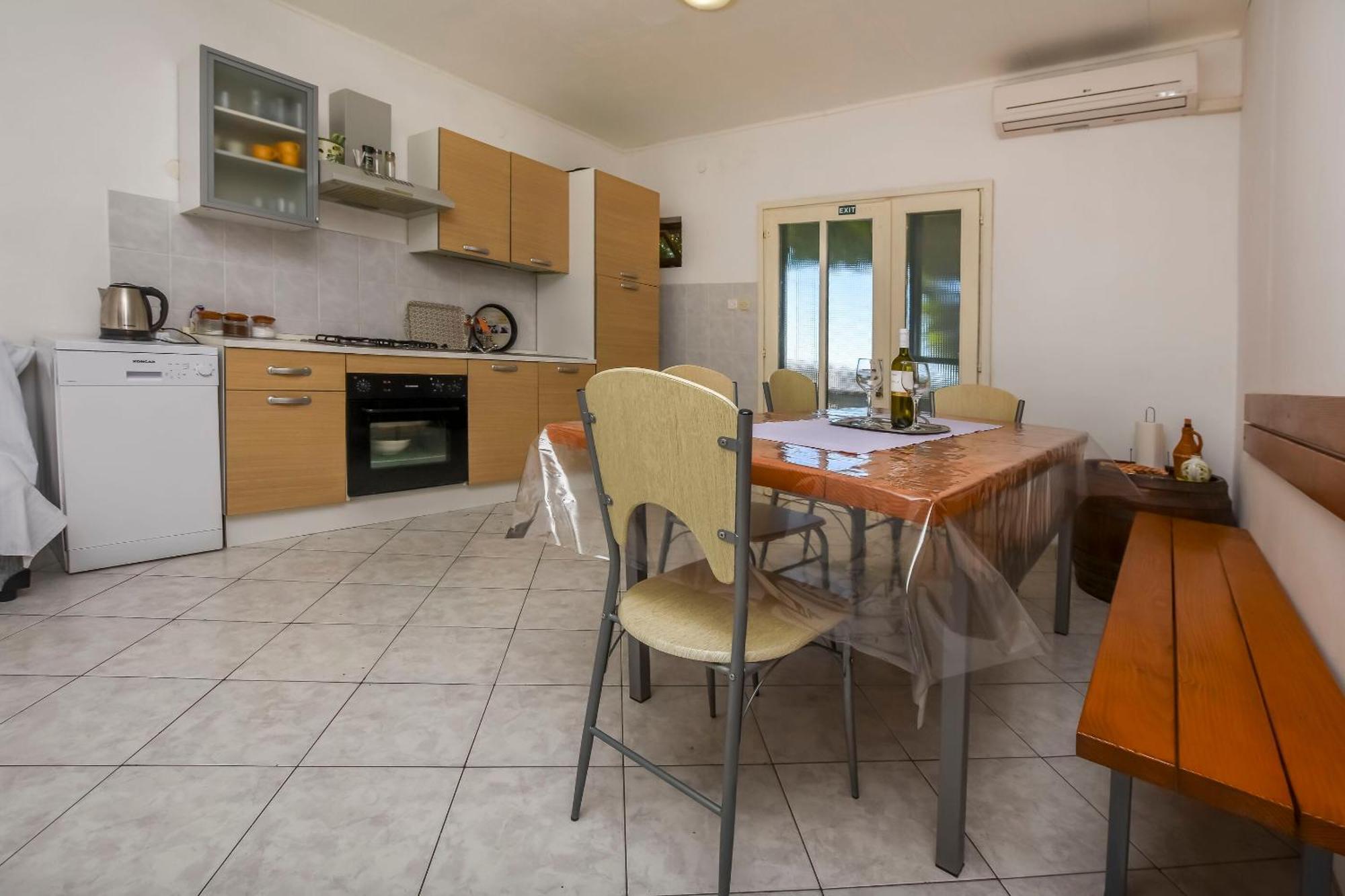 Holiday Home Marija - Beautiful Location Close To The Sea Севид Экстерьер фото